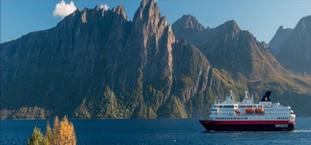 Hurtigruten fait parler norvégien