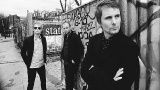 Les rockeurs du groupe Muse en concert sur la Tour Eiffel