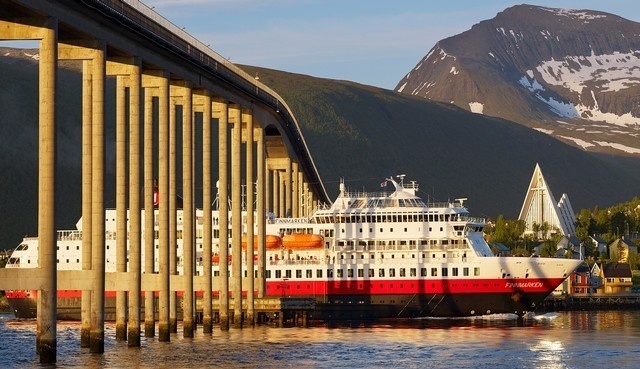 Hurtigruten sort son nouveau catalogue 2018-2019
