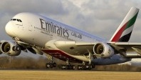 Premiers tours de pistes à Nice pour l’Airbus A380 d’Emirates