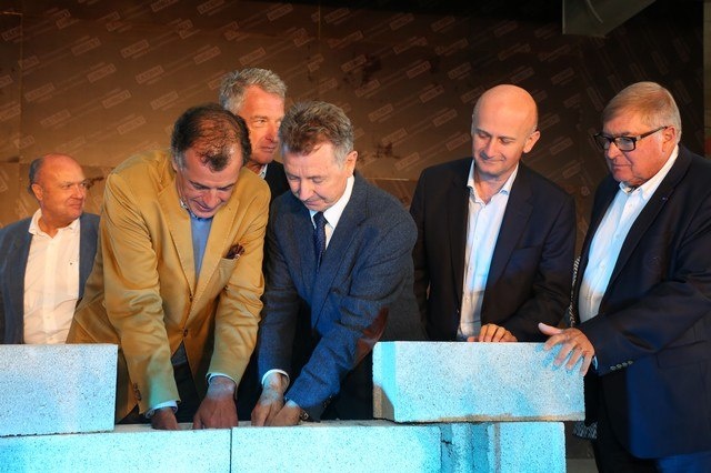 Un nouveau Club Med dans les Alpes inauguré hier