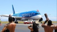 Comment Air Tahiti Nui a baptisé à Paris son nouveau Boeing Dreamliner