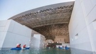 Abu Dhabi offers the Louvre in a kayak