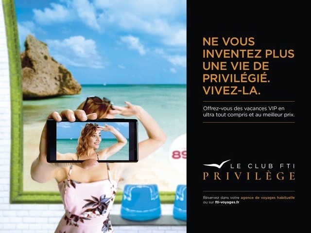 FTI Voyages affiche ses « Clubs FTI Privilège » en 4×3