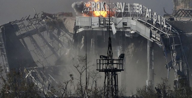 En Ukraine, la Russie a totalement détruit l’ aéroport de Dnipro