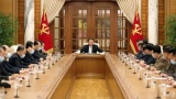 Kim Jong Un admet des premiers cas de Covid-19 et ordonne un verrouillage national