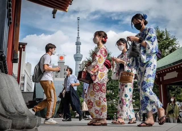 Pourquoi les japonais fustigent les touristes sans masques